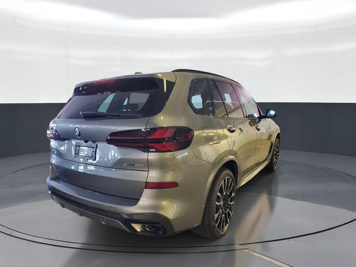 Gray Metallic 2026 BMW X5 sDrive40i