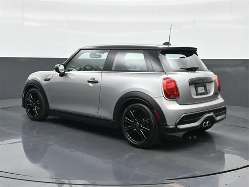 2023 MINI Hardtop Cooper