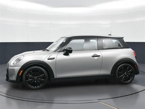 2023 MINI Hardtop Cooper