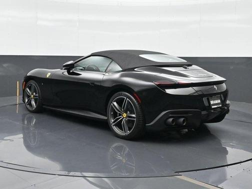 2024 Ferrari Roma Spider Base