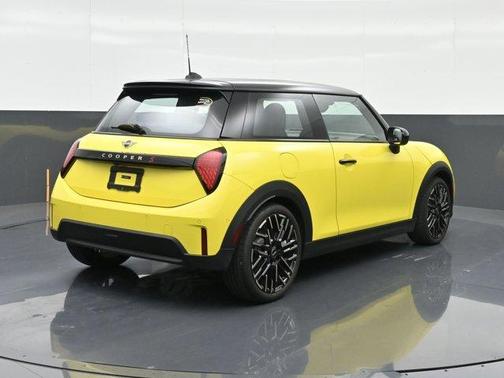 2025 MINI Hardtop SIGNATURE PLUS