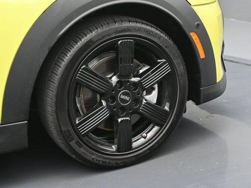 2023 MINI Hardtop Cooper