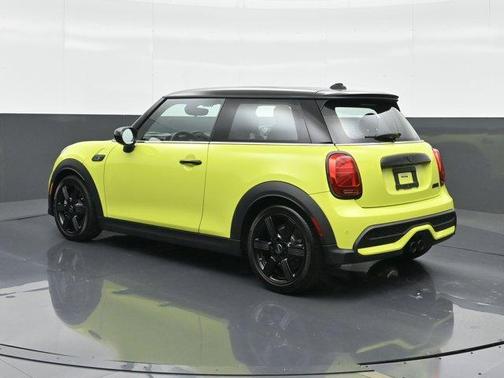 2023 MINI Hardtop Cooper