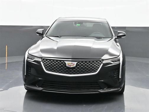 2023 Cadillac CT4 Luxury