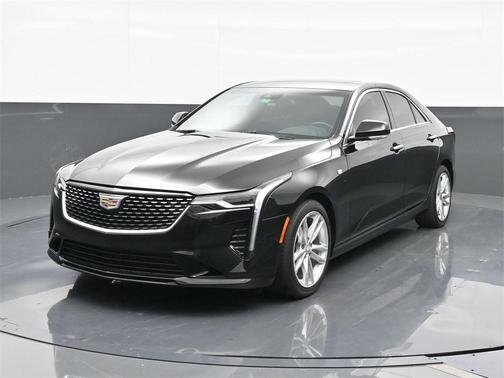 2023 Cadillac CT4 Luxury
