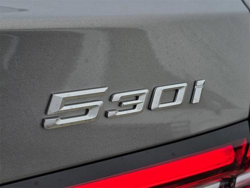 2026 BMW 530 i