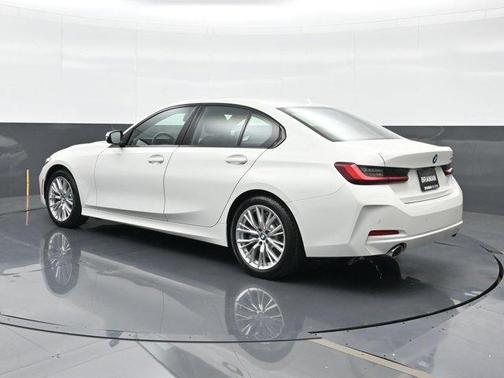 2023 BMW 330 i