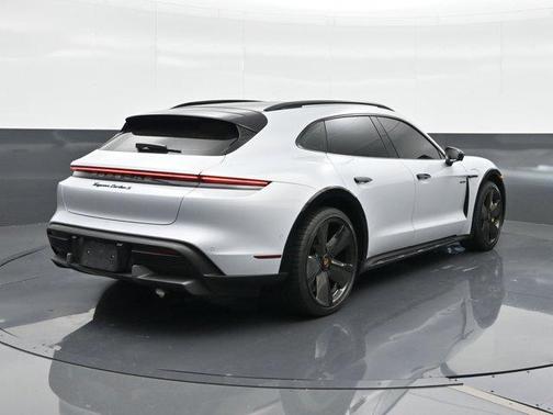 2022 Porsche Taycan Cross Turismo Turbo S