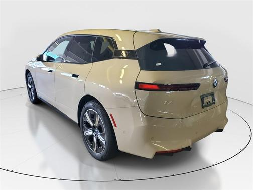 2026 BMW iX xDrive45