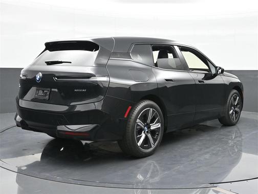 2025 BMW iX xDrive50