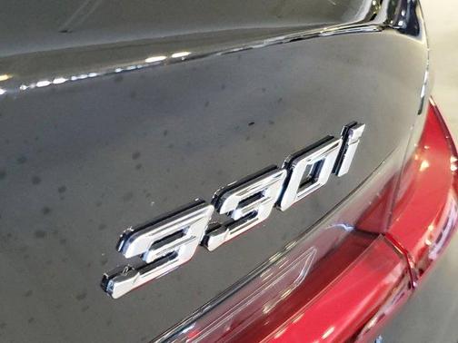 2025 BMW 330 i
