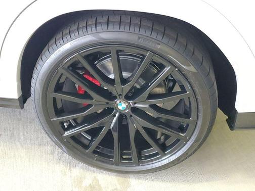 A96 2027 BMW X6 xDrive40i