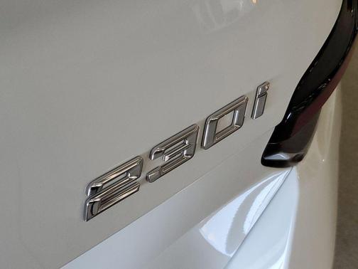 Alpine White 2026 BMW 230 i