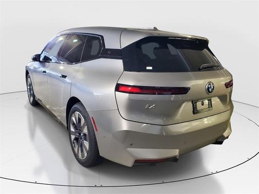2026 BMW iX xDrive45