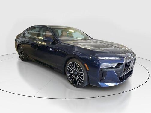 2026 BMW 760 760i xDrive