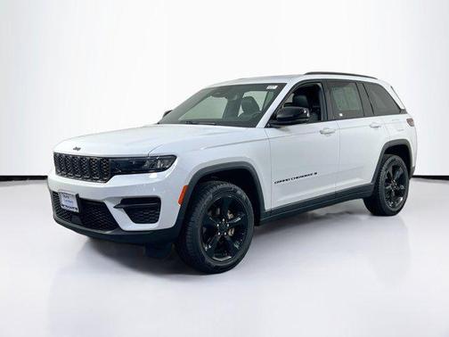 2022 Jeep Grand Cherokee Altitude