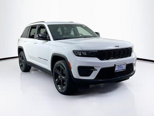 2022 Jeep Grand Cherokee Altitude