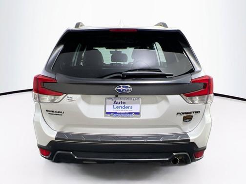 Crystal White Pearl 2023 Subaru Forester Wilderness