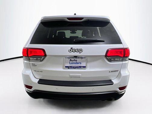 2022 Jeep Grand Cherokee Laredo