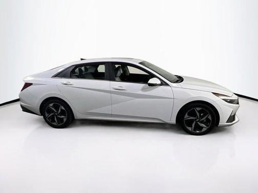 2023 Hyundai ELANTRA HEV Limited