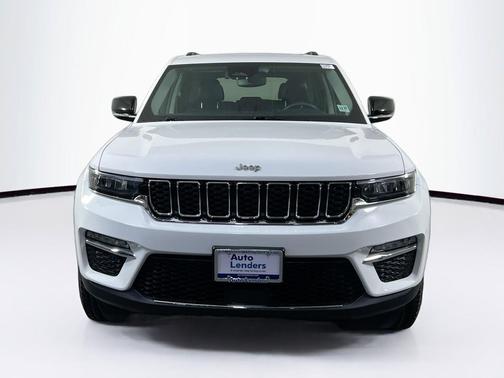 Bright White Clearcoat 2023 Jeep Grand Cherokee Limited