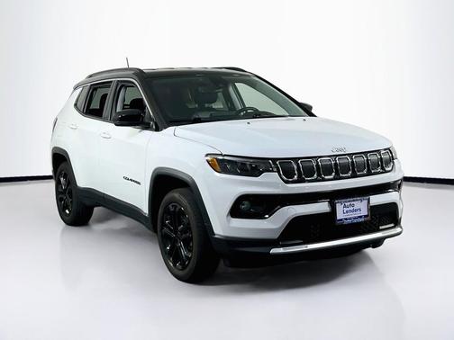 Bright White Clearcoat 2022 Jeep Compass Limited