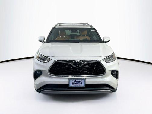 2021 Toyota Highlander Platinum