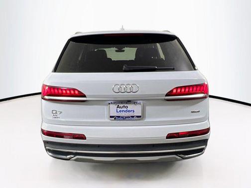 2022 Audi Q7 55 Premium Plus