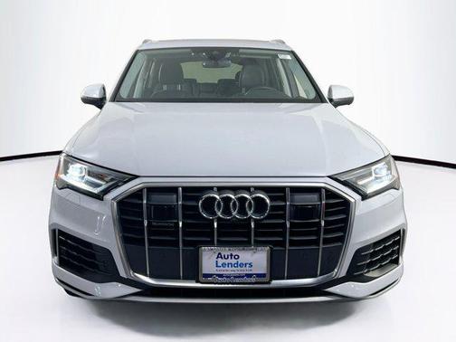 2022 Audi Q7 55 Premium Plus