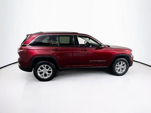 Velvet Red Pearlcoat 2023 Jeep Grand Cherokee Limited