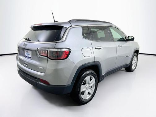 Billet Silver Metallic Clearcoat 2022 Jeep Compass Latitude