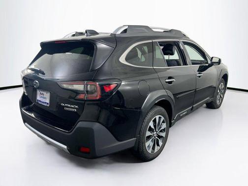 2023 Subaru Outback Touring