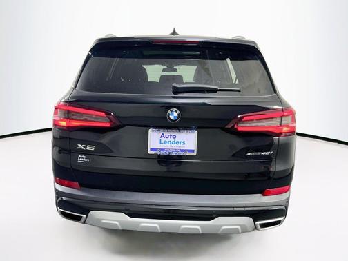 Jet Black 2022 BMW X5 xDrive40i