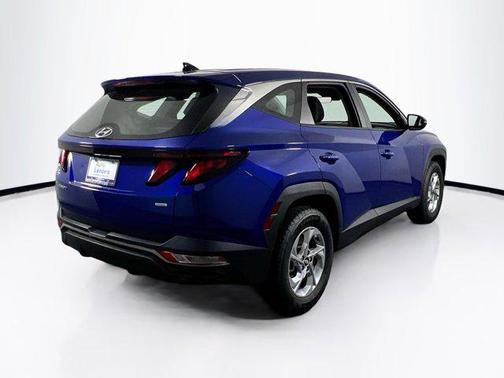2022 Hyundai TUCSON SE