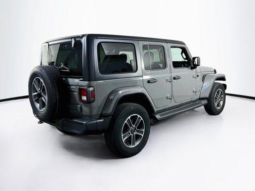 Sting-Gray Clearcoat 2023 Jeep Wrangler 4-Door Sahara 4x4