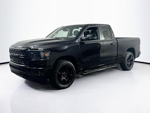 Diamond Black Crystal Pearlcoat 2023 RAM 1500 Big Horn/Lone Star