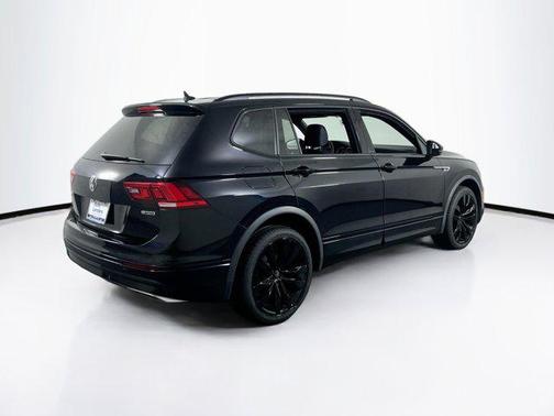 2021 Volkswagen Tiguan 2.0T SE R-Line Black 4MOTION