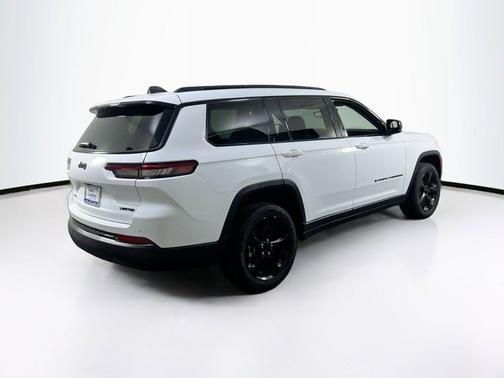 Bright White Clearcoat 2023 Jeep Grand Cherokee L Limited