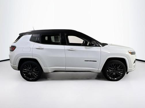 Bright White Clearcoat 2022 Jeep Compass High Altitude