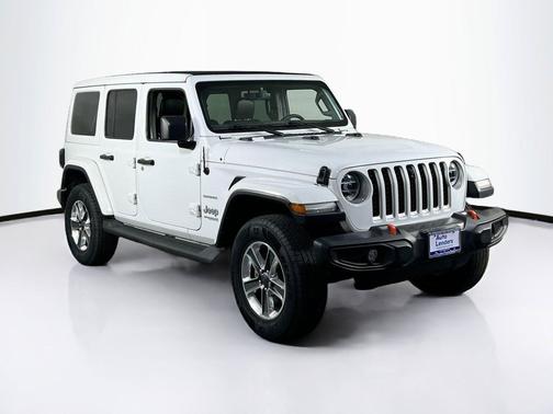Bright White Clearcoat 2021 Jeep Wrangler Unlimited Sahara