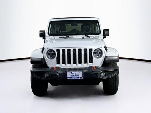 Bright White Clearcoat 2021 Jeep Wrangler Unlimited Sahara