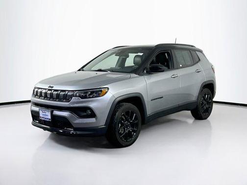 Billet Silver Metallic Clearcoat 2022 Jeep Compass Latitude