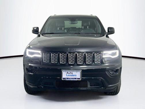 2022 Jeep Grand Cherokee Laredo