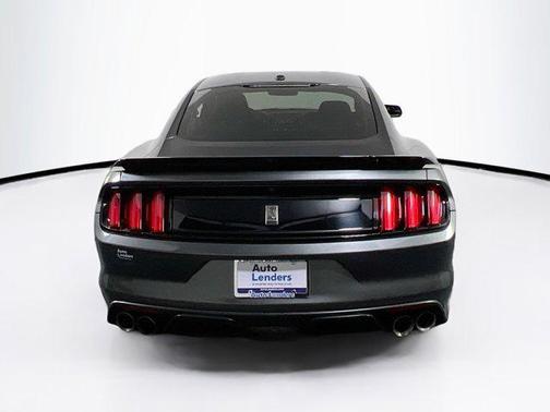 2017 Ford Shelby GT350 Base