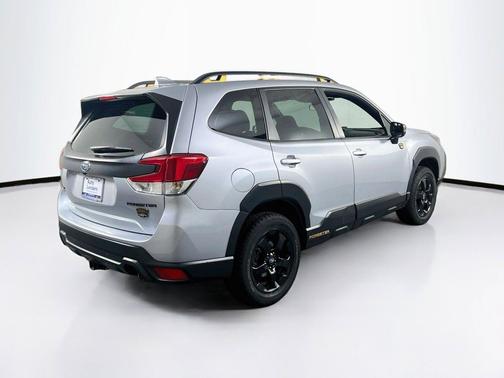 Ice Silver Metallic 2023 Subaru Forester Wilderness