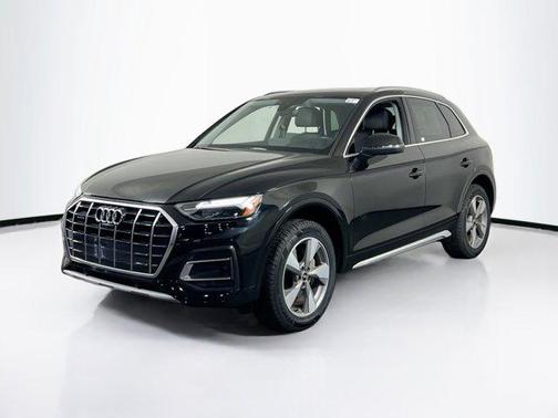 2022 Audi Q5 40 Premium Plus