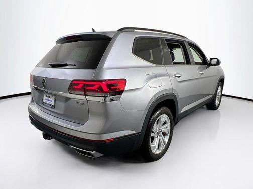 2023 Volkswagen Atlas 3.6L SE w/Technology