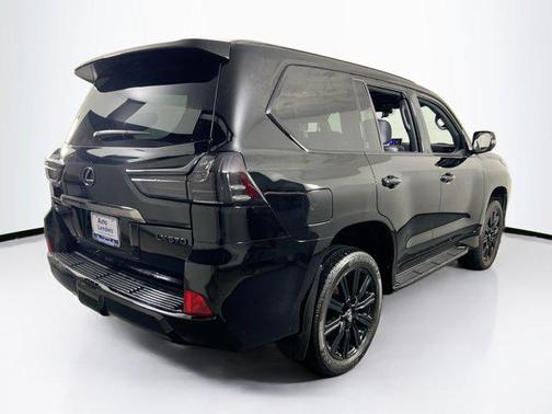 2021 Lexus LX 570 Three-Row
