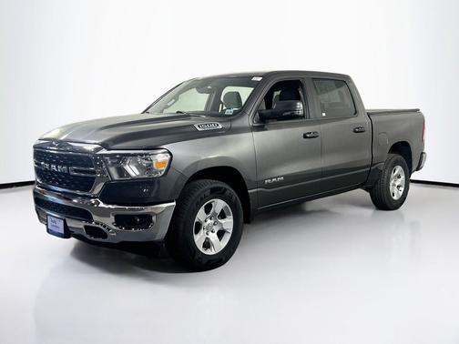 Granite Crystal Metallic Clearcoat 2023 RAM 1500 Big Horn/Lone Star