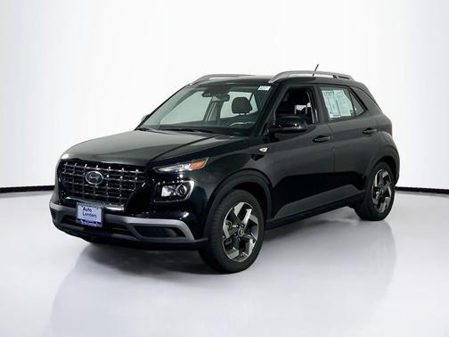 Onyx Black 2023 Hyundai VENUE SEL